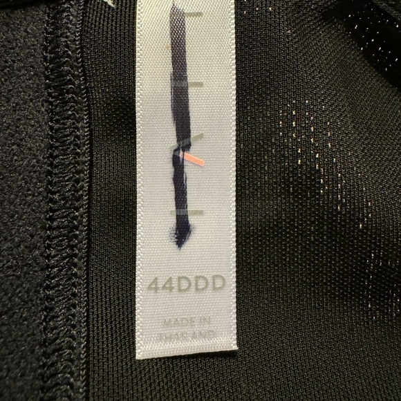 Livi Active Max Support Underwire Bra 44DDD - Picture 10 of 10